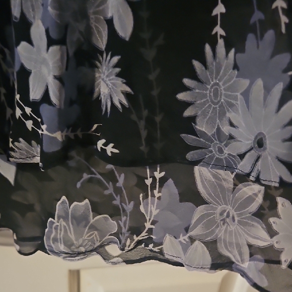 Floral Black and Gray Skirt - Picture 2 of 2